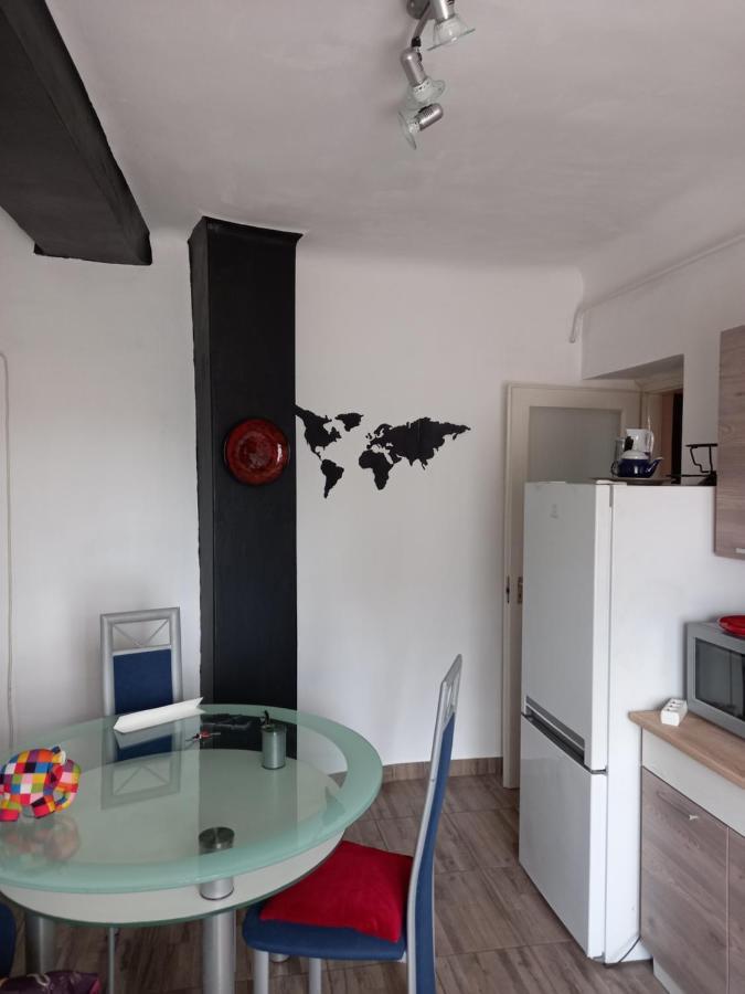 Apartamento Aha Debrecen Exterior foto